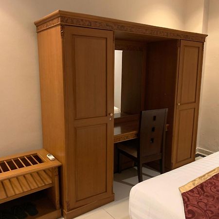 Enhaii Hotel บันดุง ภายนอก รูปภาพ