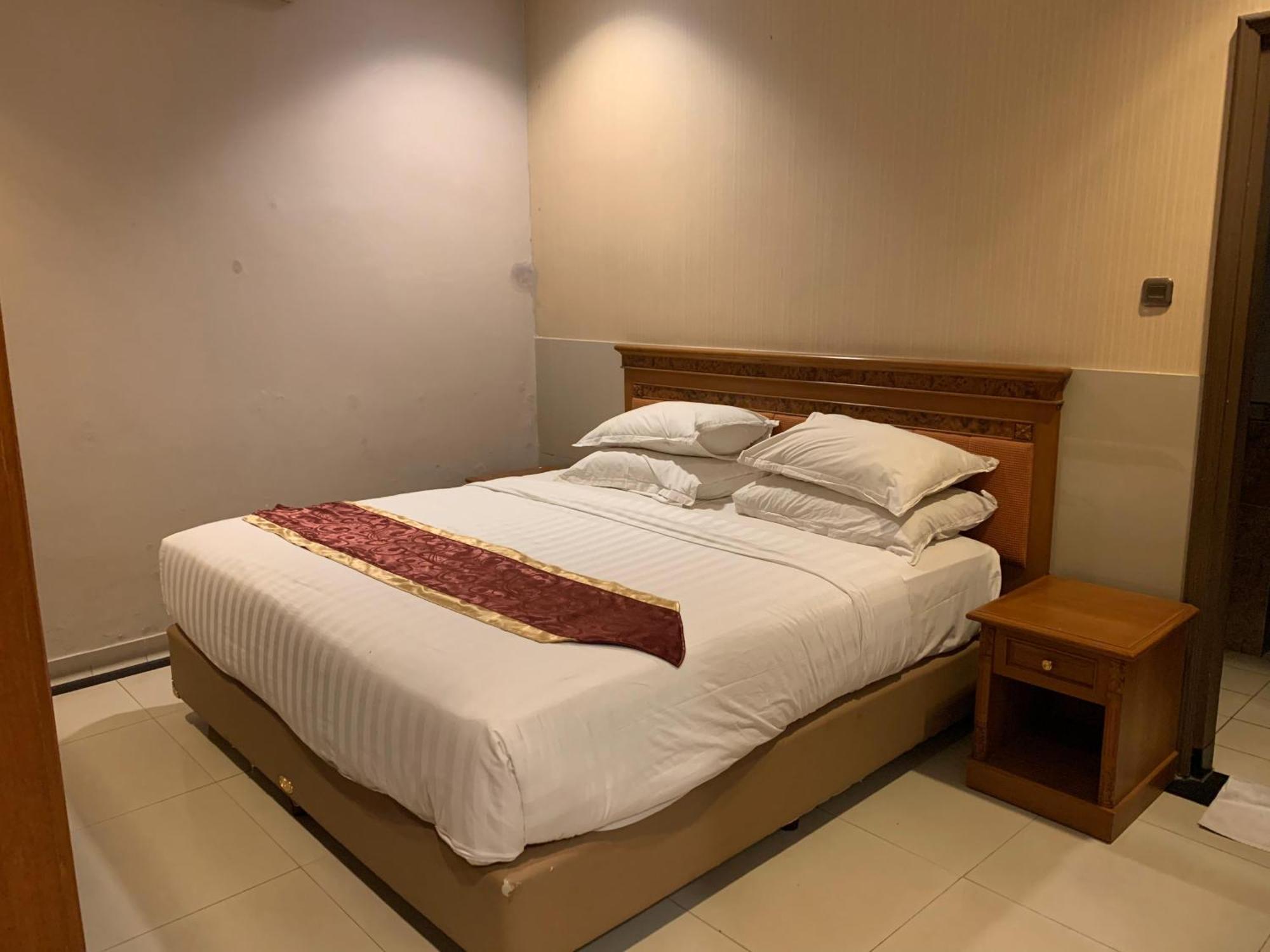Enhaii Hotel บันดุง ภายนอก รูปภาพ