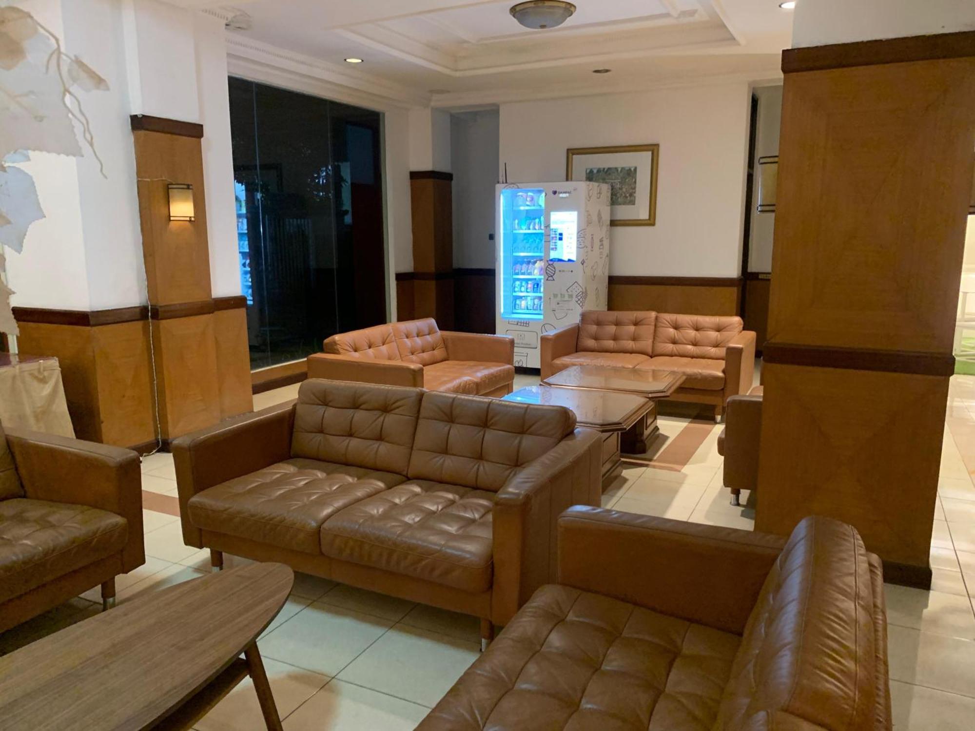 Enhaii Hotel บันดุง ภายนอก รูปภาพ