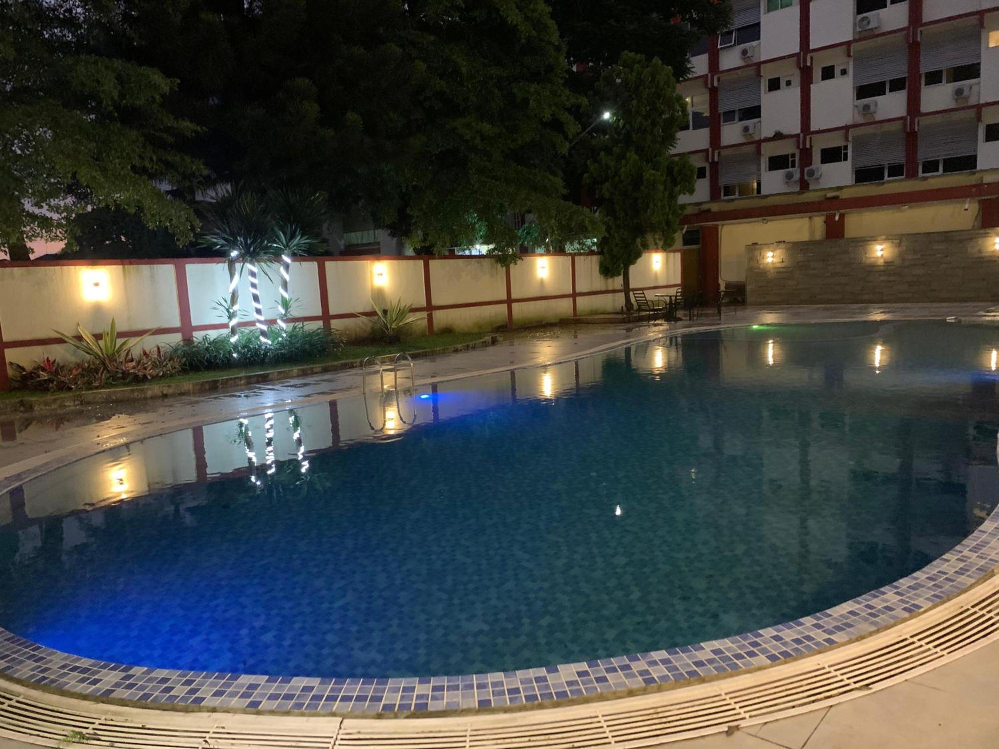 Enhaii Hotel บันดุง ภายนอก รูปภาพ